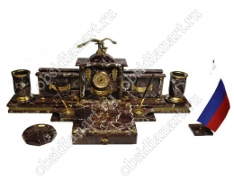 Настольный набор из яшмы для руководителя с бронзовой фигуркой сокола «Ла-Корунья»
