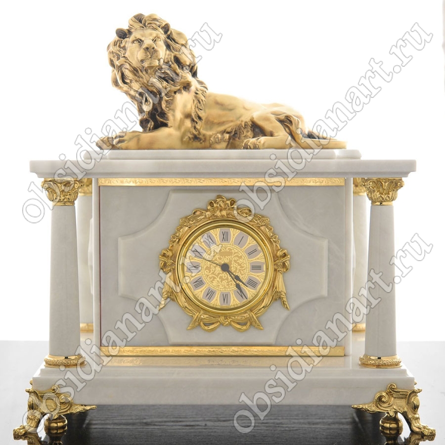 Большие белые часы с сейфом и бронзовым львом «Король»