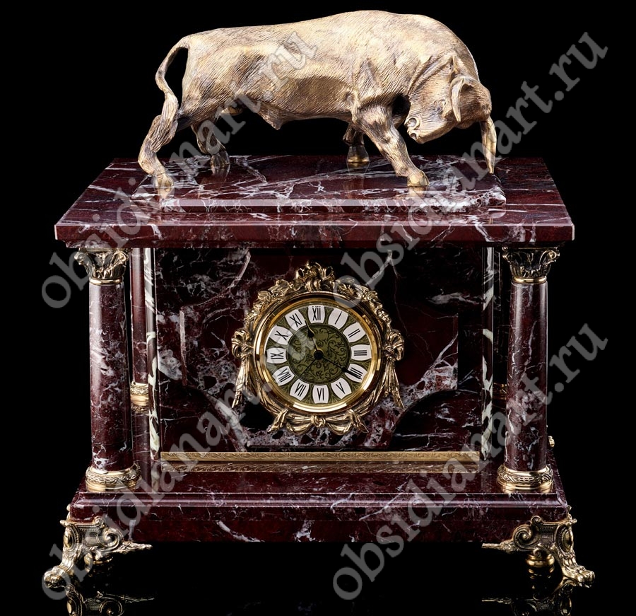 Шикарные часы из натуральной яшмы с секретным сейфом и большим бронзовым быком