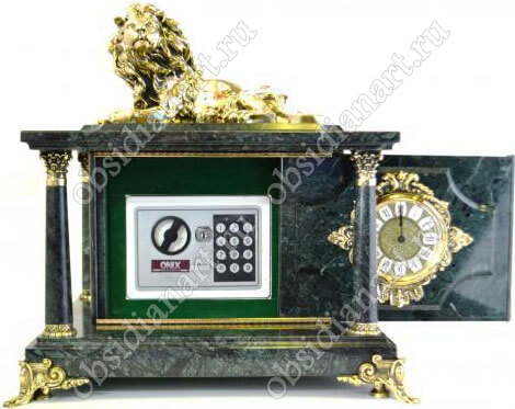 Часы-сейф «Санкт-Петербург» из мрамора с бронзовой фигуркой льва
