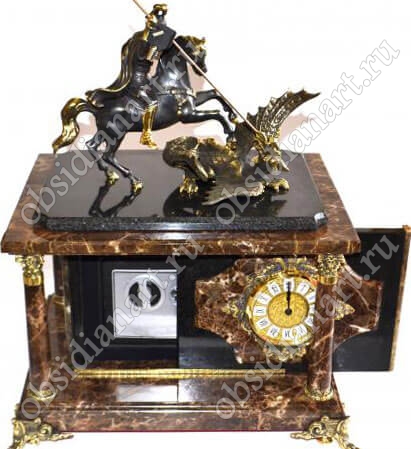 Скрытый сейф «Италия» в настольных часах из итальянского мрамора с фигуркой Георгия Победоносца из бронзы