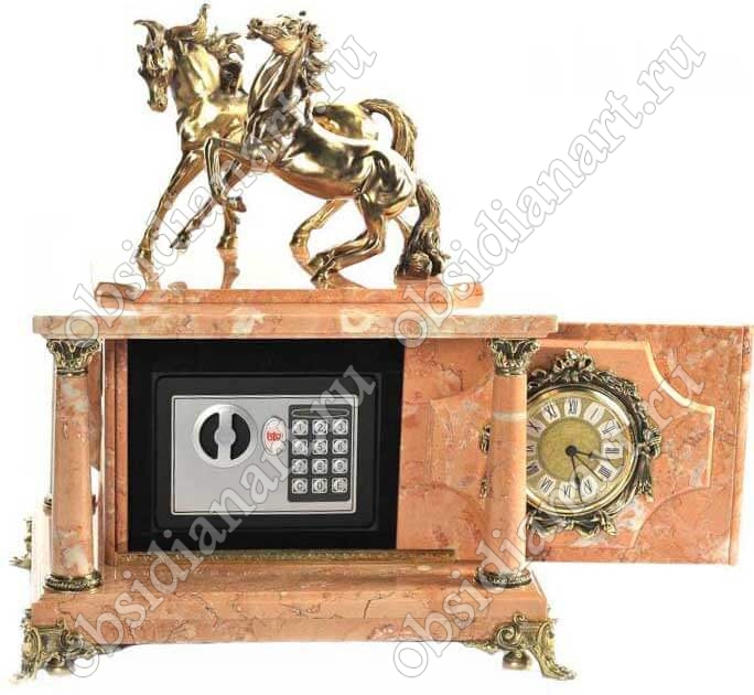 Часы-сейф «Свобода» из мрамора со статуэткой коней